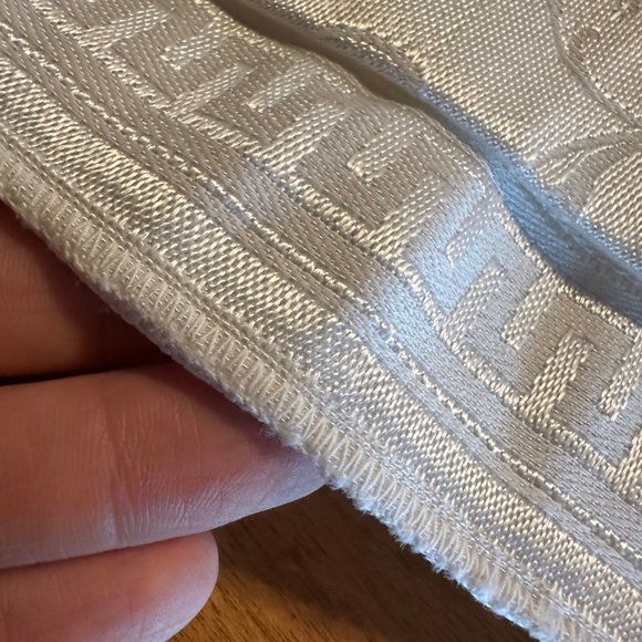 Sold🎈Damask Tablecloth Rectangular Floral Swirl Greek Key Border White - Picture 7 of 11